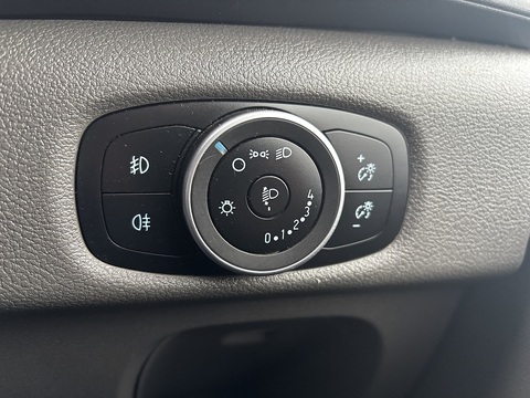 2.0 350 EcoBlue Leader Crew Van Double Cab 6dr Diesel Manual FWD L3 H2 Euro 6 (s/s) (130 ps)