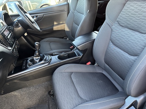 1.9 TD DL20 Pickup Double Cab 4dr Diesel Manual 4WD Euro 6 (s/s) (164 ps)