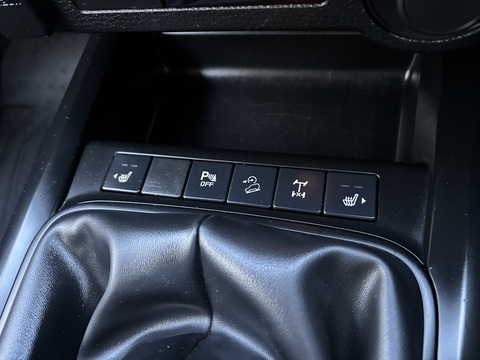 1.9 TD DL20 Pickup Double Cab 4dr Diesel Manual 4WD Euro 6 (s/s) (164 ps)