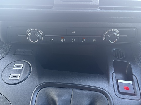 1.5 BlueHDi 950 Driver XL Panel Van 6dr Diesel Manual LWB Euro 6 (s/s) (100 ps)