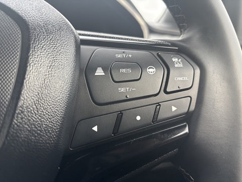 V-CROSS D/C 1.9 5dr Pickup Automatic Diesel