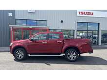 PRE REG ISUZU DMAX DL40 AUTO RED 10 MILES