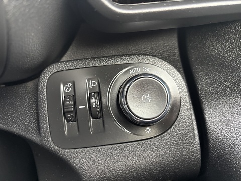 1.5 Turbo D 2300 Edition Crew Van Double Cab 4dr Diesel Manual L2 Euro 6 (s/s) (100 ps)