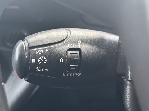 Crew Van 1.5 5dr Panel Van Manual Diesel