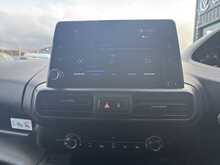 2022 71 PEUGEOT PARTNER CREW VAN L2H1 1.5