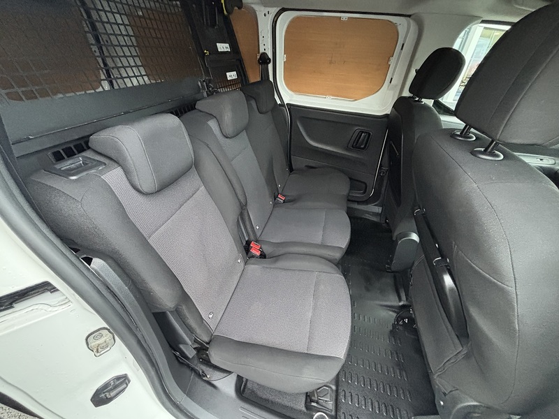 Peugeot Crew Van 1.5 5dr Panel Van Manual Diesel