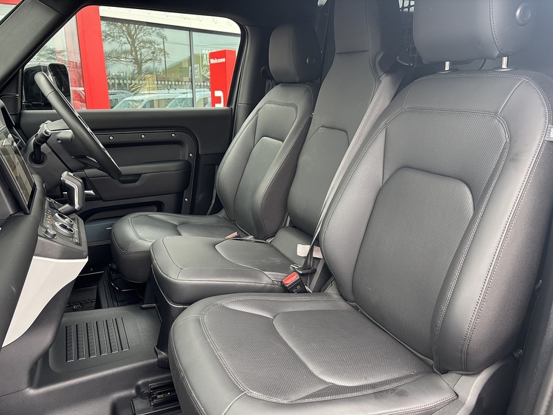 Land Rover 3.0 D250 MHEV S Hard Top SUV 3dr Diesel Auto 4WD SWB Euro 6 (s/s) (250 ps)