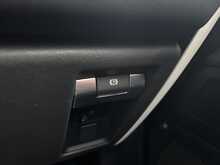 2024 74 LAND ROVER DEFENDER 90 3.0 D250 AUTO HARD TOP COMMERCIAL 250PS