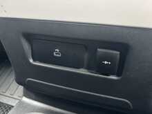 2024 74 LAND ROVER DEFENDER 90 3.0 D250 AUTO HARD TOP COMMERCIAL 250PS