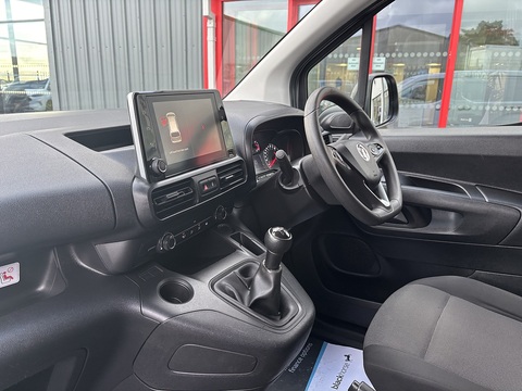 1.5 Turbo D 2300 Sportive Crew Van Double Cab 4dr Diesel Manual L2 Euro 6 (s/s) (100 ps)