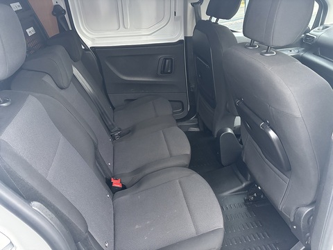 1.5 Turbo D 2300 Sportive Crew Van Double Cab 4dr Diesel Manual L2 Euro 6 (s/s) (100 ps)