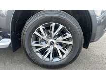 PRE REGISTERED ISUZU DMAX DL40 ONLY 10 MILES