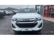 PRE REG ISUZU DMAX DL40 AUTO 10 MILES