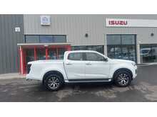 PRE REG ISUZU DMAX DL40 AUTO 10 MILES