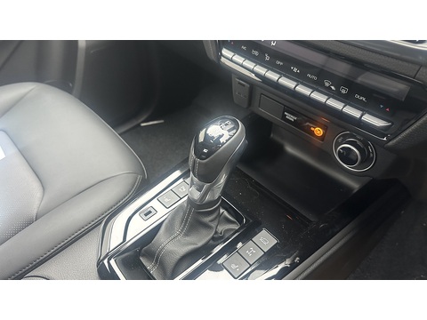 DL40 D/C 1.9 4dr PICKUP AUTOMATIC DIESEL