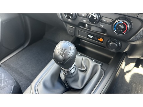 DL20 D/C 1.9 4dr PICKUP MANUAL DIESEL