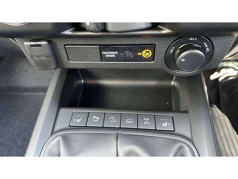 DL20 D/C 1.9 4dr PICKUP MANUAL DIESEL
