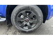 PRE REG ISUZU DMAX V CROSS AUTO BLUE 10 MILES