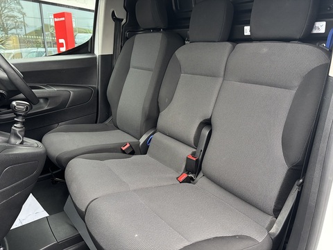 1.5 BlueHDi 1000 Professional Premium Standard Panel Van 5dr Diesel Manual SWB Euro 6 (100 bhp)