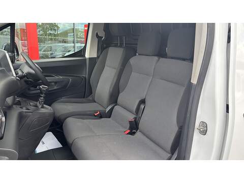 1.5 BlueHDi 1000 Professional Premium Standard Panel Van 5dr Diesel Manual SWB Euro 6 (100 bhp)
