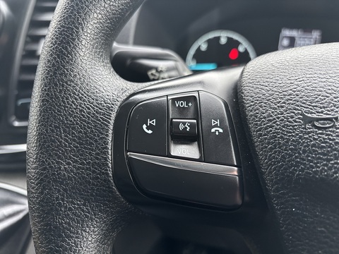 2.0 300 EcoBlue Leader Crew Van Double Cab 5dr Diesel Manual L1 H1 Euro 6 (s/s) (105 ps)