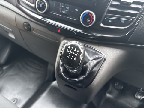 2.0 300 EcoBlue Leader Crew Van Double Cab 5dr Diesel Manual L1 H1 Euro 6 (s/s) (105 ps)