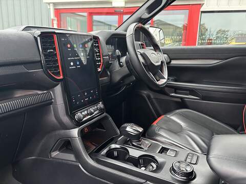 2.0 EcoBlue Raptor Pickup Double Cab 4dr Diesel Auto 4WD Euro 6 (s/s) (210 ps)