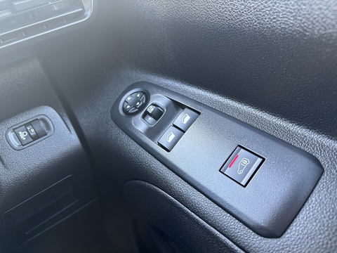 1.5 BlueHDi 650 Driver Edition M Panel Van 5dr Diesel Manual SWB Euro 6 (s/s) (100 ps)