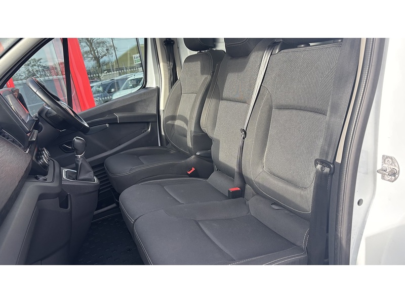 Renault 2.0 dCi Blue SL28 Sport Panel Van 5dr Diesel EDC L1 H1 Euro 6 (s/s) (150 ps)