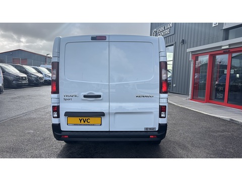 2.0 dCi Blue SL28 Sport Panel Van 5dr Diesel EDC L1 H1 Euro 6 (s/s) (150 ps)