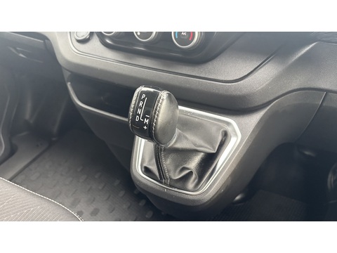 2.0 dCi Blue SL28 Sport Panel Van 5dr Diesel EDC L1 H1 Euro 6 (s/s) (150 ps)