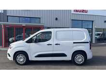 2023 72 VAUXHALL COMBO 2300 SPORTIVE 50KWH AUTO 136PS