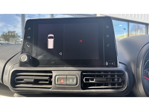 2300 50kWh Sportive Panel Van 5dr Electric Auto L1 H1 (7.4kW Charger) (136 ps)