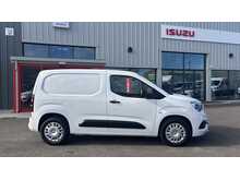 2023 72 VAUXHALL COMBO 2300 SPORTIVE 50KWH AUTO 136PS