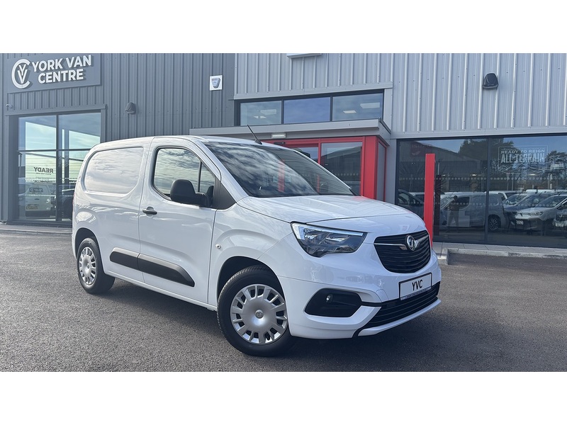 2023 COMBO 2300 SPORTIVE 50KWH AUTO 136PS APPLE CARPLAY PLY LINED 18 PHOTOS YEAR... photo