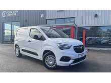 2023 72 VAUXHALL COMBO 2300 SPORTIVE 50KWH AUTO 136PS