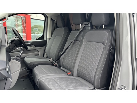 2.0 280 EcoBlue Limited Panel Van 5dr Diesel Manual L1 H1 Euro 6 (s/s) (136 ps)