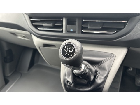 2.0 280 EcoBlue Limited Panel Van 5dr Diesel Manual L1 H1 Euro 6 (s/s) (136 ps)