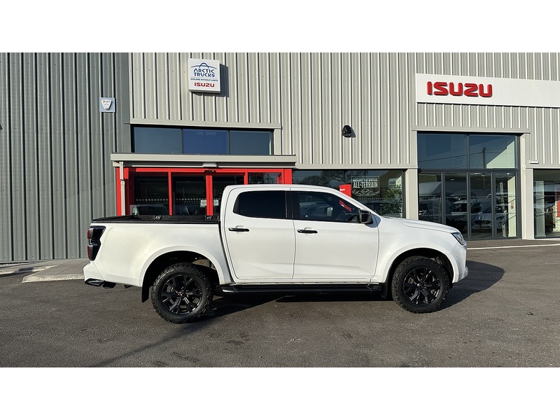 Isuzu 1.9 TD V-Cross Pickup Double Cab 4dr Diesel Auto 4WD Euro 6 (s/s) (164 ps)