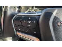 2023 73 ISUZU DMAX V CROSS AUTO IN PEARL WHITE