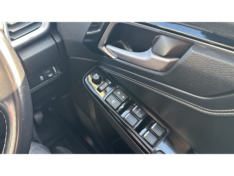 1.9 TD V-Cross Pickup Double Cab 4dr Diesel Auto 4WD Euro 6 (s/s) (164 ps)