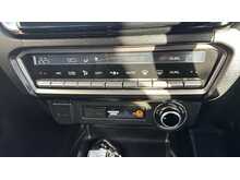 2023 73 ISUZU DMAX V CROSS AUTO IN PEARL WHITE