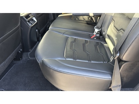 1.9 TD V-Cross Pickup Double Cab 4dr Diesel Auto 4WD Euro 6 (s/s) (164 ps)