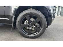 2025 75 LAND ROVER DEFENDER 3.0 D250 X-DYNAMIC COMMERCIAL 250PS