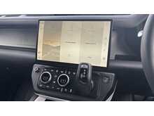 2025 75 LAND ROVER DEFENDER 3.0 D250 X-DYNAMIC COMMERCIAL 250PS