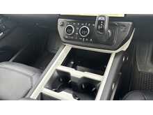2025 75 LAND ROVER DEFENDER 3.0 D250 X-DYNAMIC COMMERCIAL 250PS