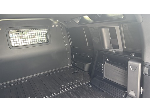 3.0 D250 MHEV X-Dynamic SE Hard Top SUV 5dr Diesel Auto 4WD MWB Euro 6 (s/s) (249 ps)