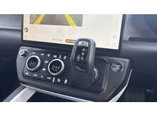 2025 75 LAND ROVER DEFENDER 3.0 D250 X-DYNAMIC COMMERCIAL 250PS