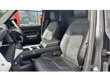 2025 75 LAND ROVER DEFENDER 3.0 D250 X-DYNAMIC COMMERCIAL 250PS