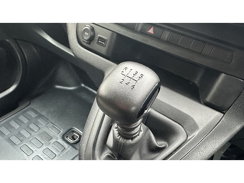 1.5 BlueHDi 1000 Professional Premium + Standard Panel Van 6dr Diesel Manual MWB Euro 6 (s/s) (100 bhp)